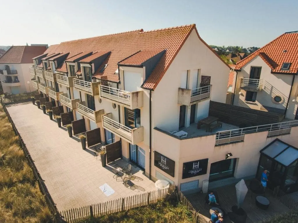 Een hotel in Wissant, gezien vanaf de straat