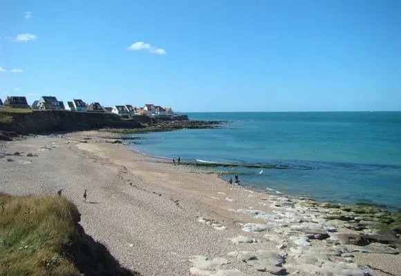 De boulevard van Audresselles en het strand, gezien vanaf de kust